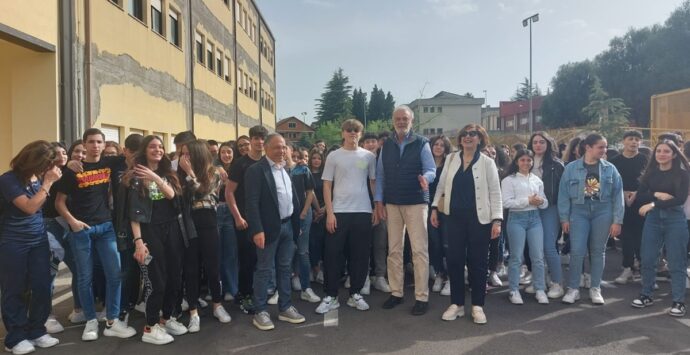 Cittanova, gli studenti del “Guerrisi” incontrano l’astronomo Flavio Fusi Pecci