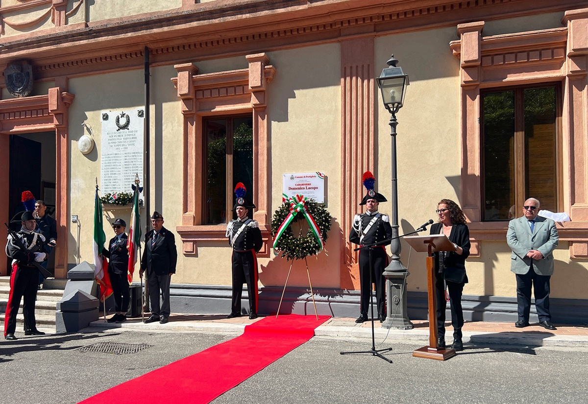 Portigliola, una targa in ricordo del carabiniere Domenico Lacopo fucilato dai nazisti