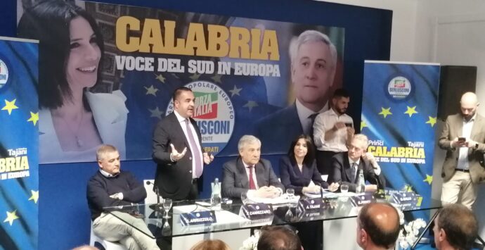 Elezioni Europee, Tajani a Reggio lancia Giusi Princi: «Ha lavorato bene, giusto promuoverla»