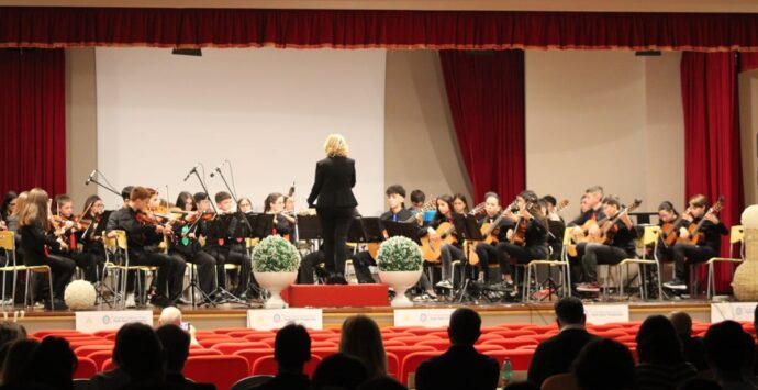 Gioia Tauro, l’Istituto 1 “Francesco Pentimalli” trionfa al concorso nazionale musicale Villirillo