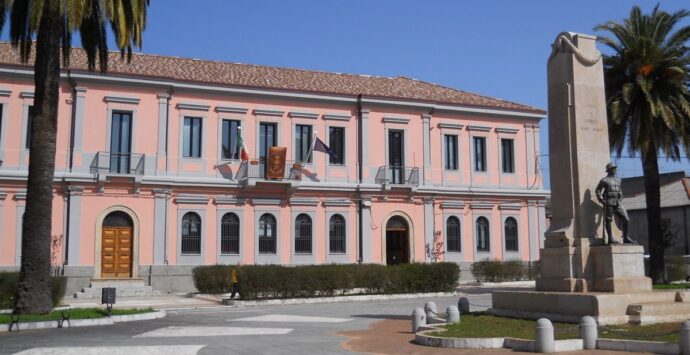 Taurianova Capitale del Libro 2024 primo atto: giovedì la riapertura della biblioteca Antonio Renda